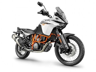 1090 adventure